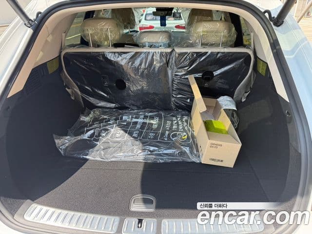 Genesis GV70, 2025 9