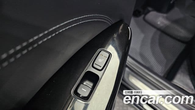 Kia All New K7 Noblesse, 2019 19