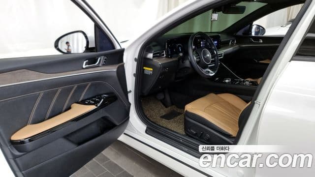 Kia K5 3세대 Signature, 2020 10