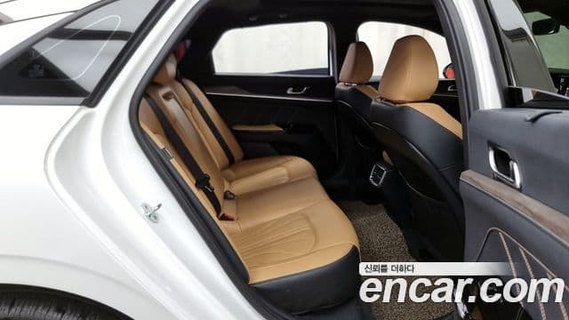 Kia K5 3세대 Signature, 2020 12