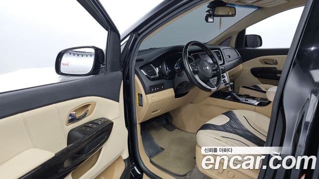 Kia The / новый New Carnival Prestige, 2019 10