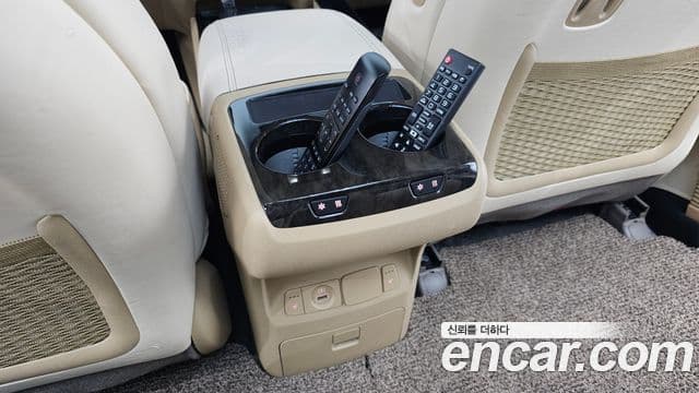 Kia The / новый New Carnival Prestige, 2019 17