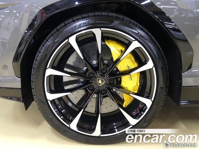 Lamborghini Urus 4.0 V8, 2021 все фото