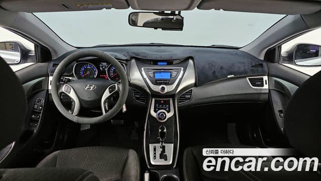 Hyundai Avante MD M16 GDI Deluxe, 2012 7