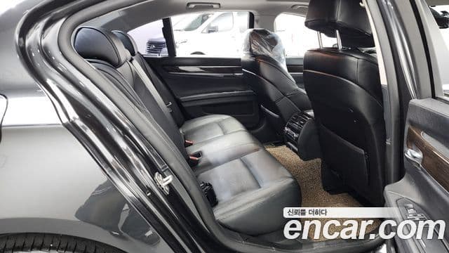 BMW 7시리즈 (F01), 2011 12