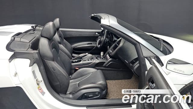 Audi R8 5.2 V10 Spyder, 2013 11