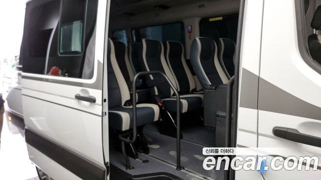 Hyundai 쏠라티 Luxury, 2025 12