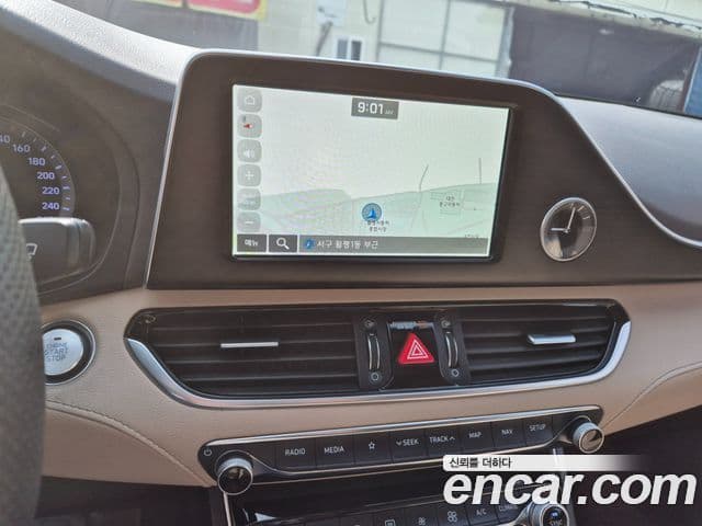 Hyundai Grandeur IG гибрид Exclusive, 2018 13