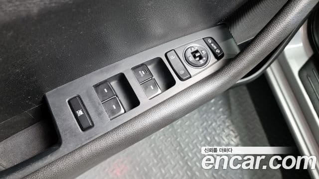 Hyundai LF Sonata Style, 2016 19