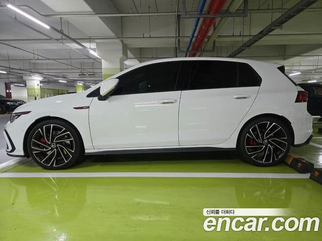 Volkswagen Гольф 8세대 2.0 GTI, 2024 4
