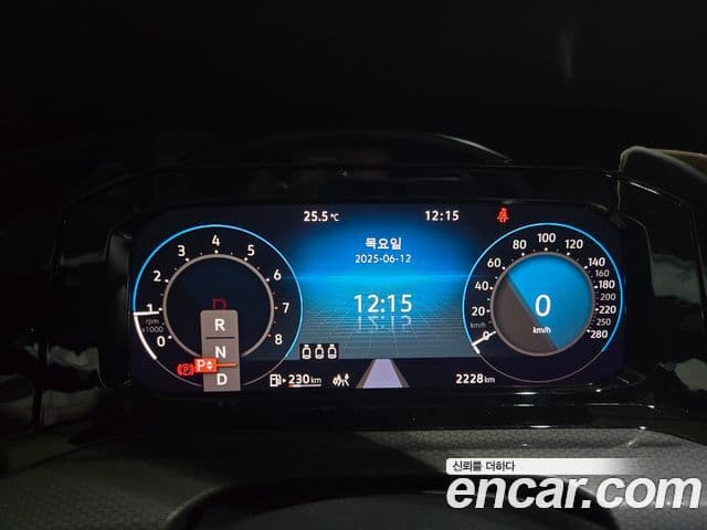 Volkswagen Гольф 8세대 2.0 GTI, 2024 10