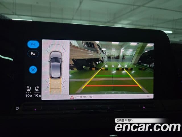 Volkswagen Гольф 8세대 2.0 GTI, 2024 13