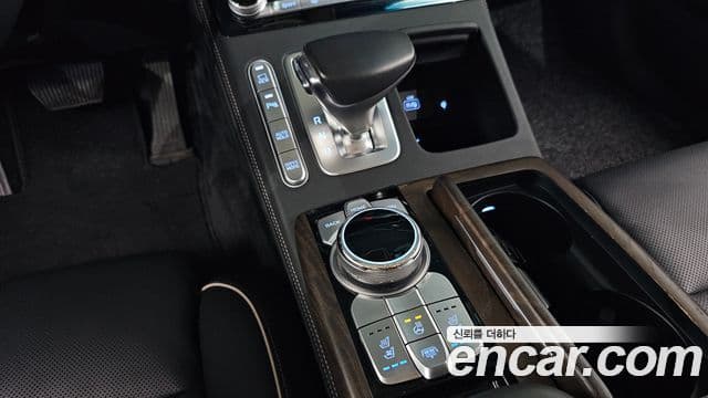 Genesis G90 Prestige, 2021 9