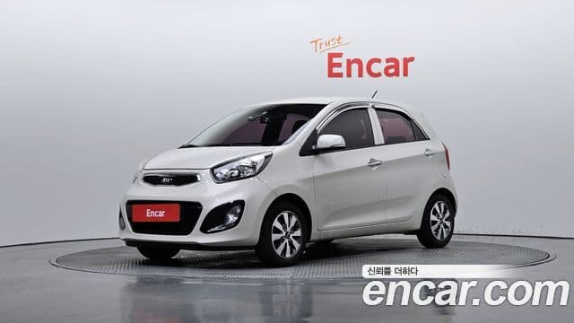 Kia All New Morning Deluxe Trendy, 2015 1