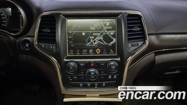 Jeep Grand Cherokee WK2, 2015 14