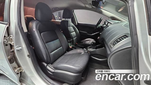 Kia K3 Luxury, 2013 10