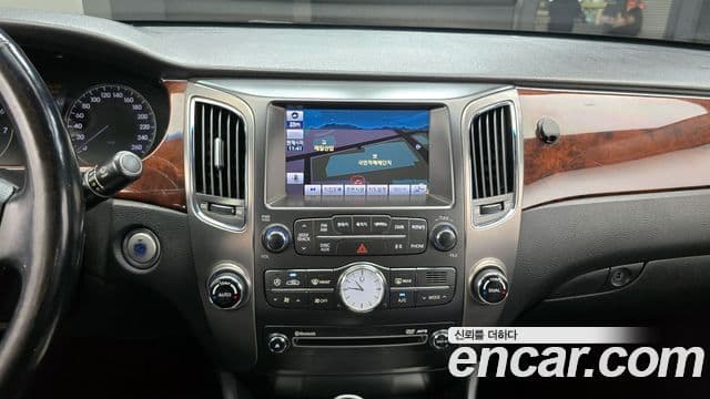 Hyundai Equus(новый кузов / новое поколение) Luxury, 2011 16