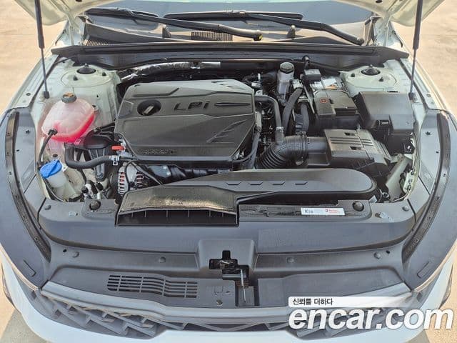 Kia K5 3세대 Trendy, 2023 10