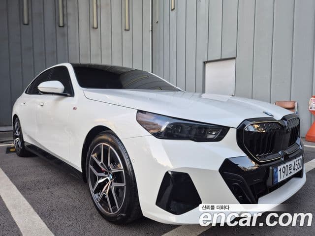 BMW 5시리즈 (G60) 520i M Sport, 2025 2