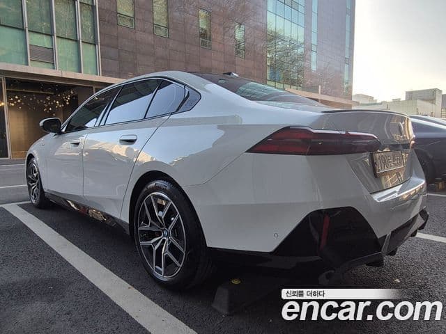 BMW 5시리즈 (G60) 520i M Sport, 2025 4