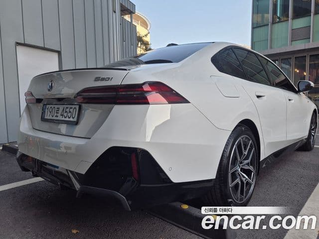 BMW 5시리즈 (G60) 520i M Sport, 2025 6