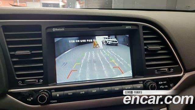 Hyundai Avante AD 1.6 LPI Style(арендный автомобиль), 2018 12