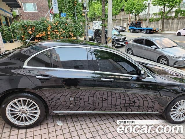 Mercedes-Benz E-класс W213 Exclusive, 2023 4