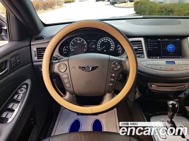 Hyundai Genesis Prada GP500, 2012 9