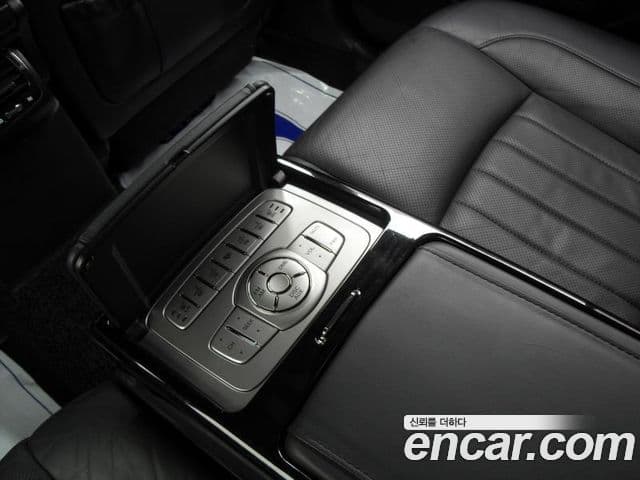 Hyundai Genesis Prada GP500, 2012 17