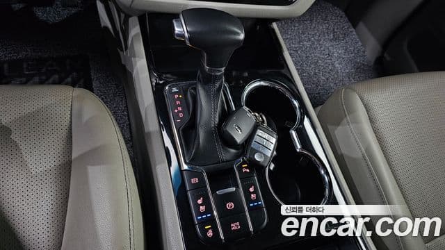 Kia The / новый New Carnival Prestige, 2019 9