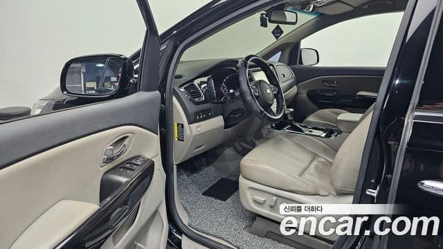 Kia The / новый New Carnival Prestige, 2019 10