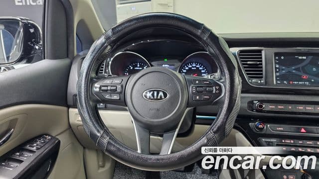 Kia The / новый New Carnival Prestige, 2019 13