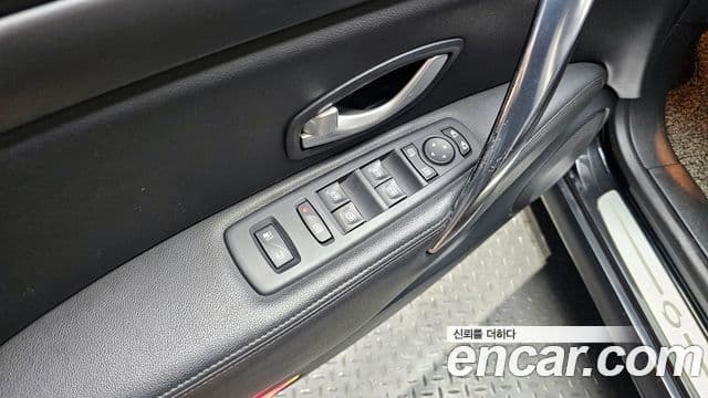 Renault Korea(Samsung) SM7 Nova LPLI 2.0 LPe для людей с инвалидностью, 2016 17