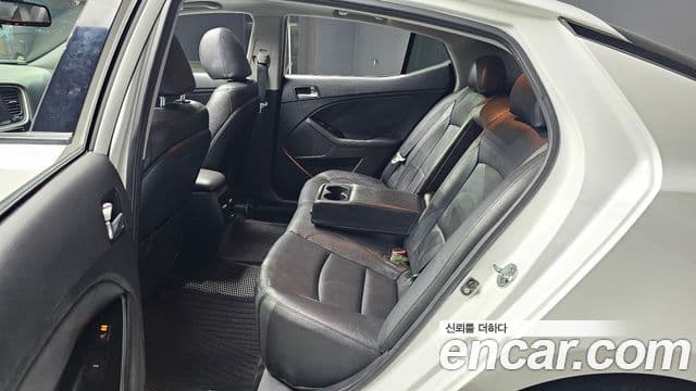 Kia K5 гибрид Noblesse, 2015 11