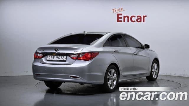 Hyundai YF Sonata Premier, 2011 2