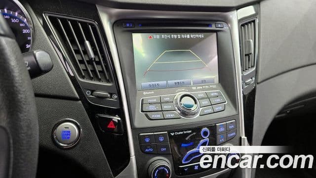 Hyundai YF Sonata Premier, 2011 15