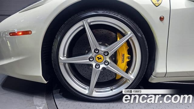 Ferrari 458 Spyder, 2013 все фото