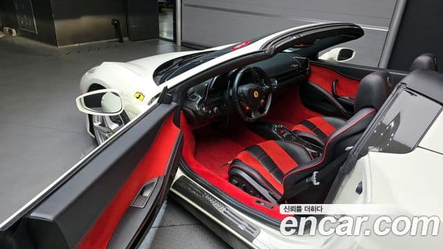 Ferrari 458 Spyder, 2013 11