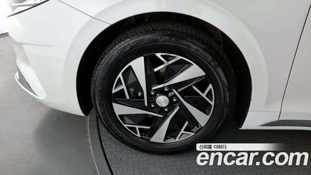 Hyundai The / новый New Grandeur IG гибрид Le Blanc, 2022 все фото