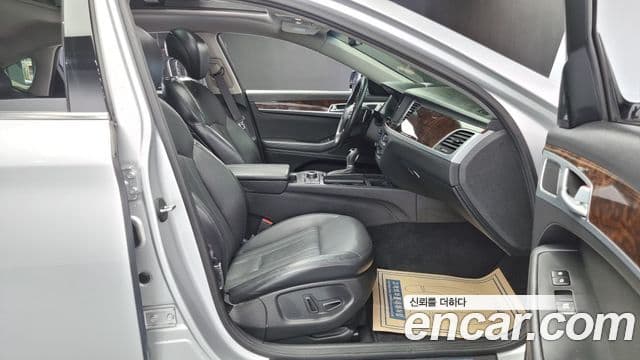 Hyundai Genesis DH Exclusive, 2014 10