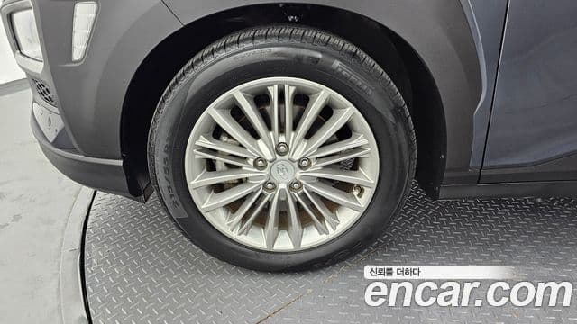 Hyundai Kona Smart, 2018 все фото