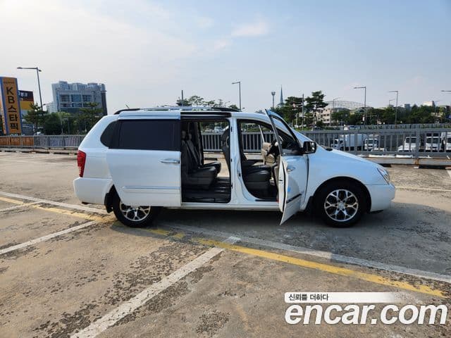 Kia Carnival R топовая версия, 2014 6