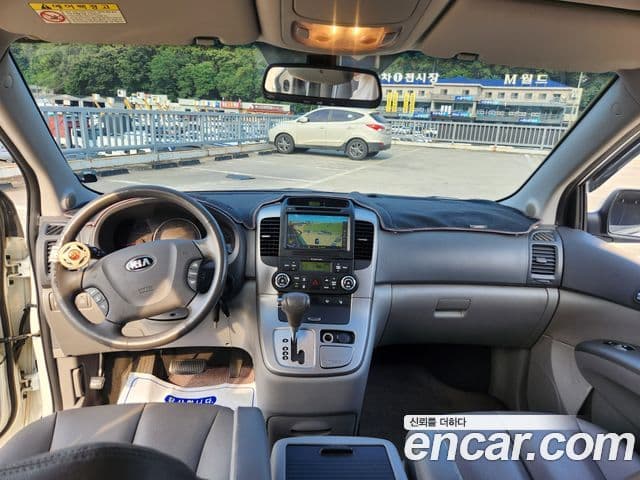 Kia Carnival R топовая версия, 2014 16