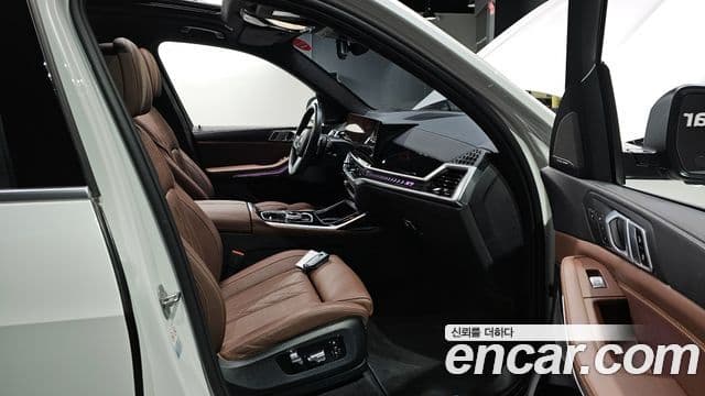 BMW X7 (G07) xDrive 40i M Sport 7인승, 2024 10