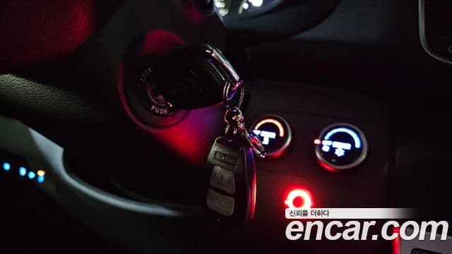 Hyundai 쏠라티 Luxury, 2023 19