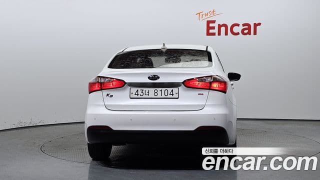 Kia K3 Trendy, 2013 4