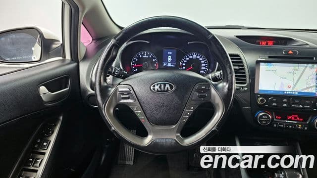 Kia K3 Trendy, 2013 13