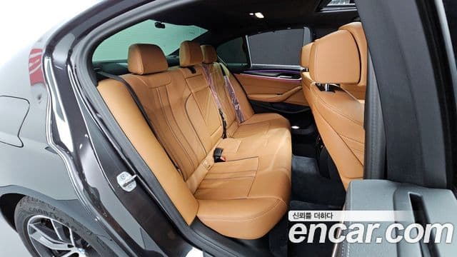 BMW 5시리즈 (G30) 520i M Sport, 2023 9