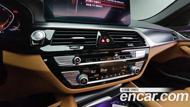 BMW 5시리즈 (G30) 520i M Sport, 2023 2