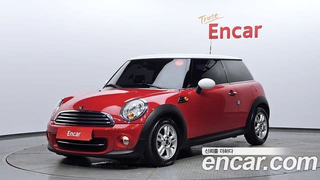 Mini Cooper SE, 2012 3